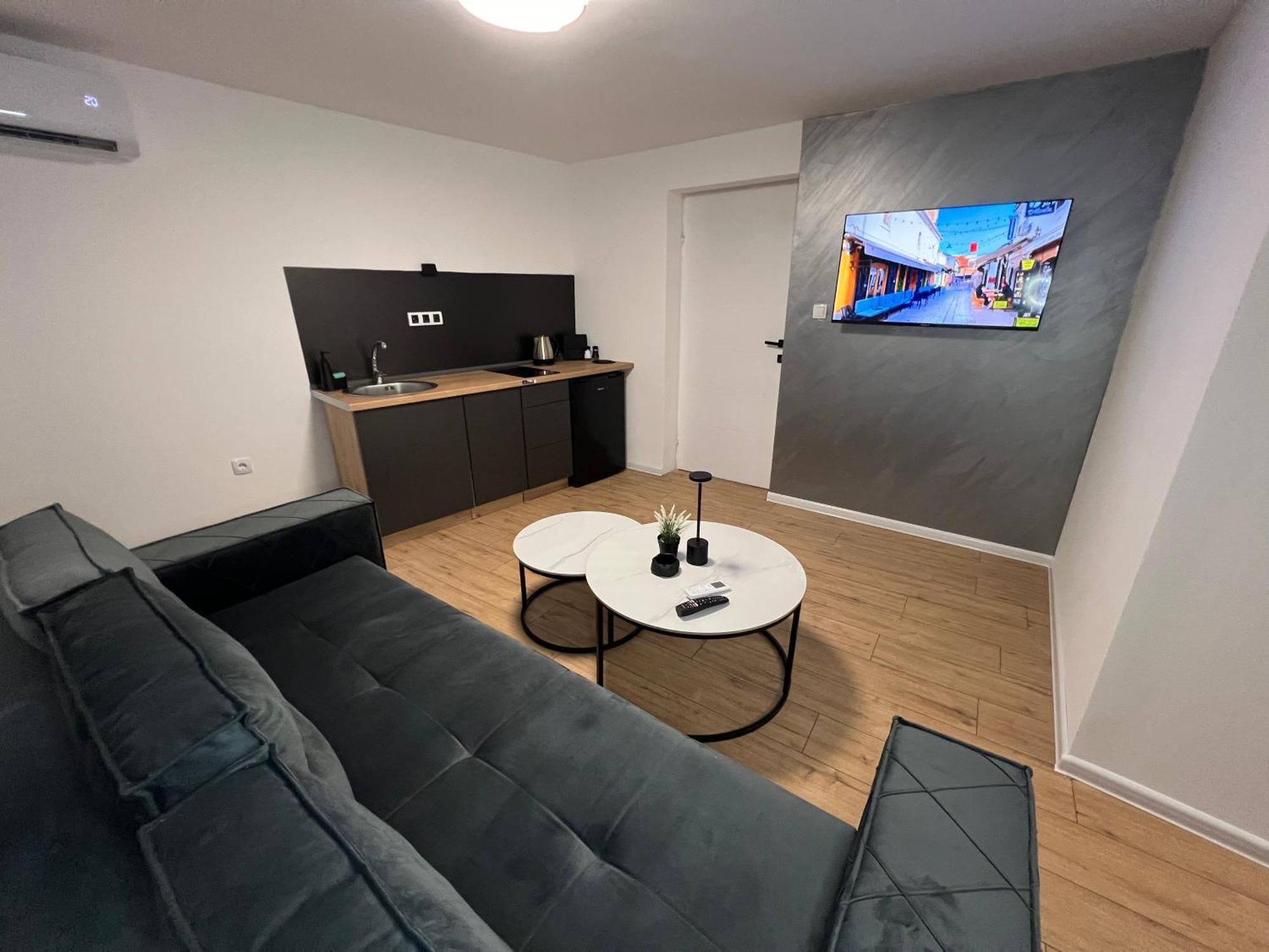 Arte Old Town - Free Parking Apartment *